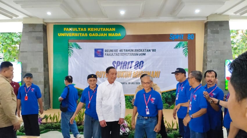 5 Fakta Jokowi Hadiri Reuni Fakultas Kehutanan UGM, Curhat soal Ijazah di Hadapan Alumni
